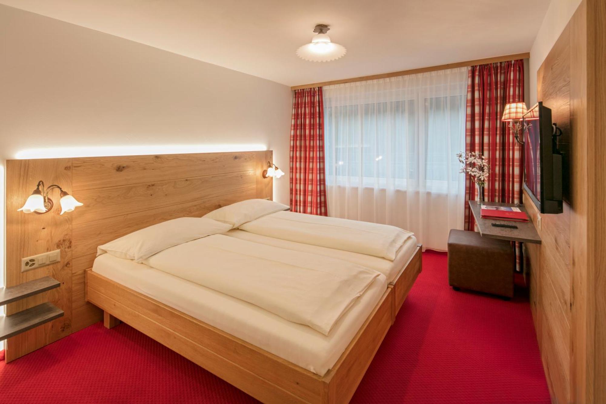 Annex Antika Hotel Zermatt Bilik gambar