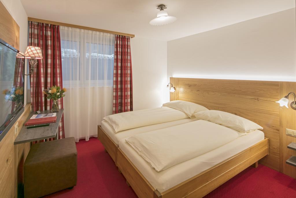Annex Antika Hotel Zermatt Luaran gambar