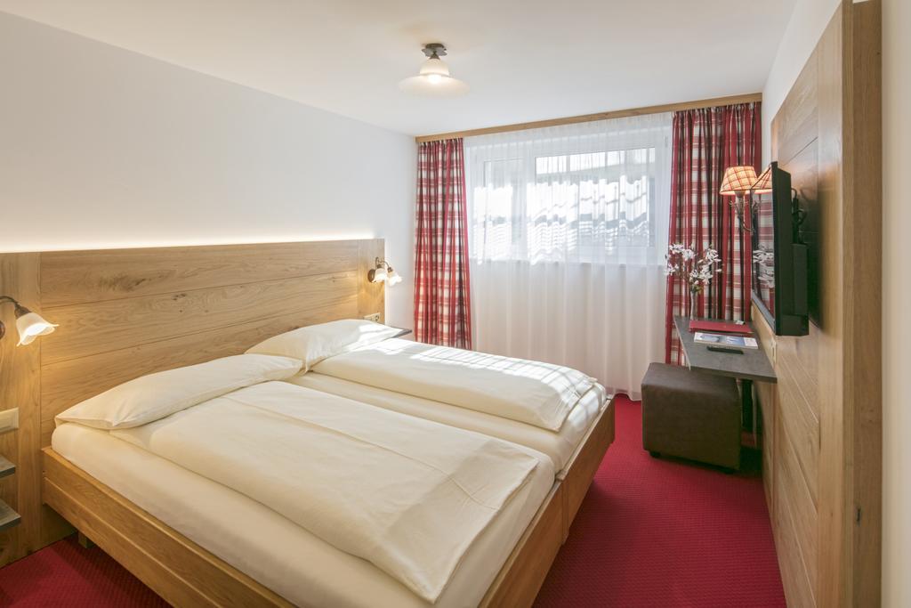 Annex Antika Hotel Zermatt Luaran gambar